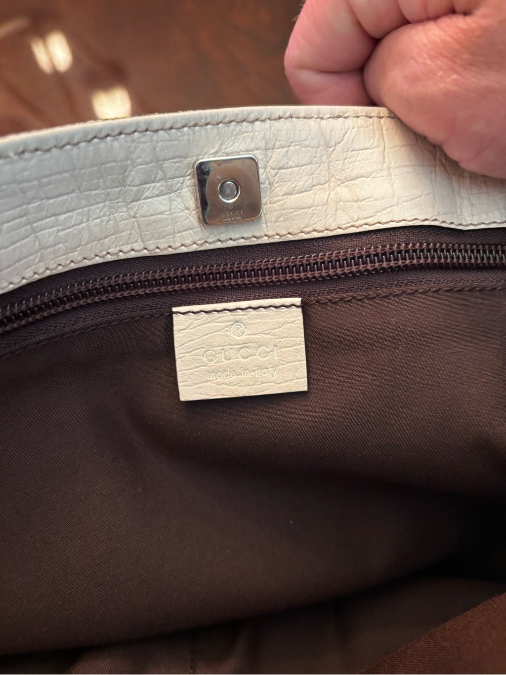 Gucci Beige/White GG Supreme Canvas Top-Handle Tote - Picture 11 of 12